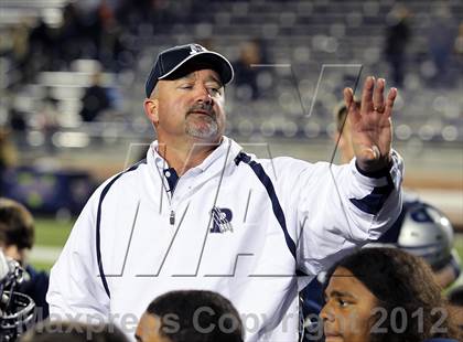 Thumbnail 2 in Paris vs. Kaufman (UIL 3A Division 1 Bi-District Playoff) photogallery.