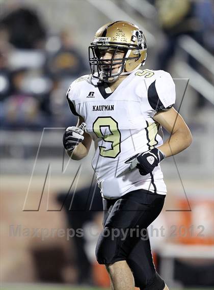 Thumbnail 1 in Paris vs. Kaufman (UIL 3A Division 1 Bi-District Playoff) photogallery.