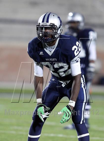 Thumbnail 1 in Paris vs. Kaufman (UIL 3A Division 1 Bi-District Playoff) photogallery.
