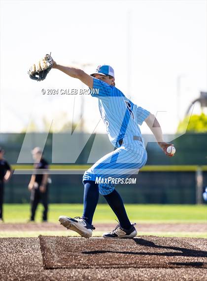 Thumbnail 1 in Duchesne vs. South Sevier (UHSAA 2A Semifinal) photogallery.