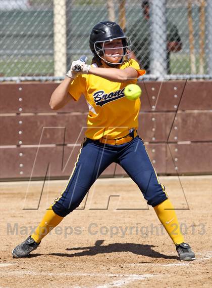 Thumbnail 2 in Kern Valley vs Tulare Western (Mira Monte Invitational) photogallery.