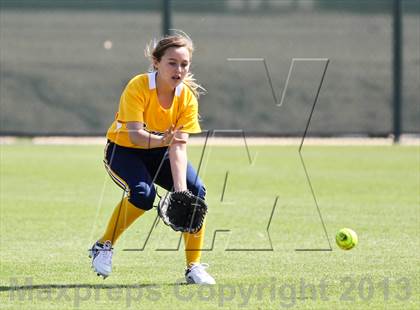 Thumbnail 2 in Kern Valley vs Tulare Western (Mira Monte Invitational) photogallery.