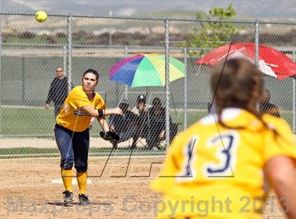 Thumbnail 3 in Kern Valley vs Tulare Western (Mira Monte Invitational) photogallery.