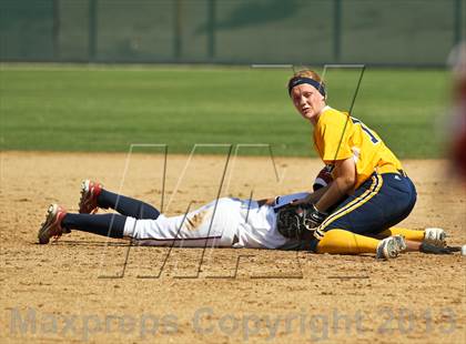 Thumbnail 1 in Kern Valley vs Tulare Western (Mira Monte Invitational) photogallery.