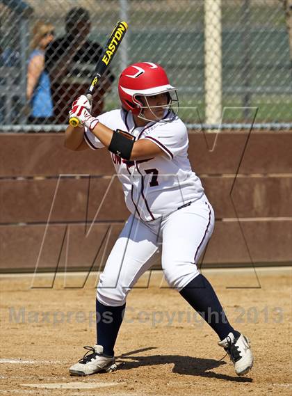 Thumbnail 3 in Kern Valley vs Tulare Western (Mira Monte Invitational) photogallery.