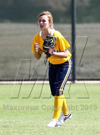 Thumbnail 3 in Kern Valley vs Tulare Western (Mira Monte Invitational) photogallery.