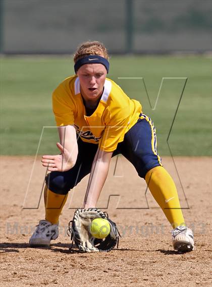 Thumbnail 1 in Kern Valley vs Tulare Western (Mira Monte Invitational) photogallery.