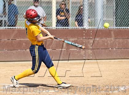 Thumbnail 2 in Kern Valley vs Tulare Western (Mira Monte Invitational) photogallery.