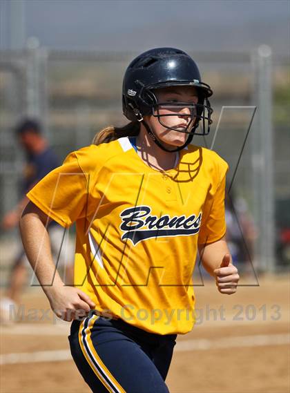 Thumbnail 2 in Kern Valley vs Tulare Western (Mira Monte Invitational) photogallery.