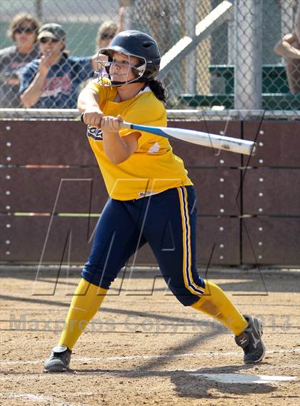 Thumbnail 3 in Kern Valley vs Tulare Western (Mira Monte Invitational) photogallery.