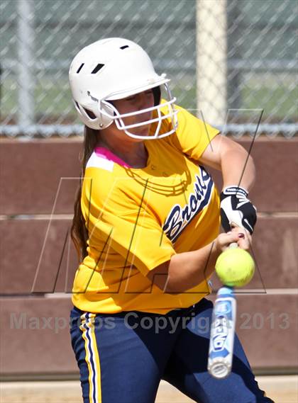 Thumbnail 2 in Kern Valley vs Tulare Western (Mira Monte Invitational) photogallery.