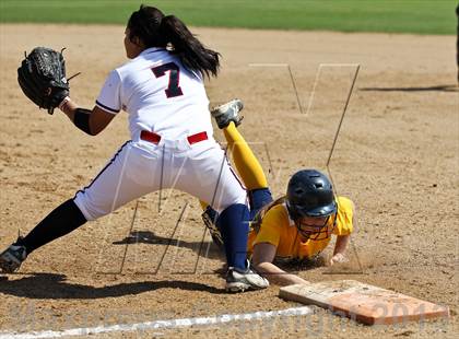 Thumbnail 1 in Kern Valley vs Tulare Western (Mira Monte Invitational) photogallery.