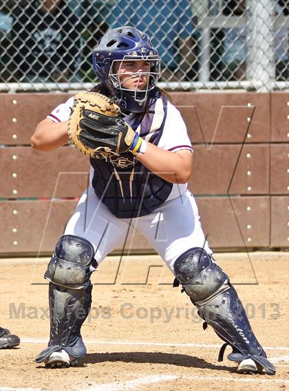 Thumbnail 1 in Kern Valley vs Tulare Western (Mira Monte Invitational) photogallery.