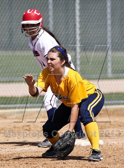 Thumbnail 2 in Kern Valley vs Tulare Western (Mira Monte Invitational) photogallery.