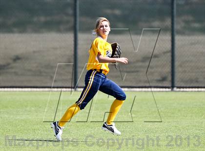 Thumbnail 1 in Kern Valley vs Tulare Western (Mira Monte Invitational) photogallery.