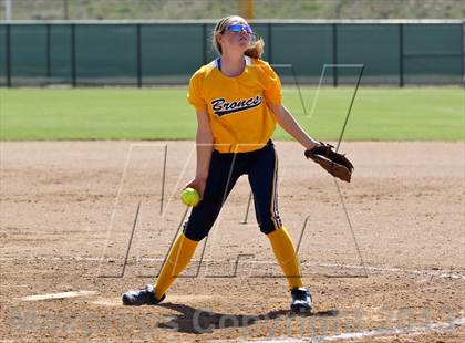 Thumbnail 3 in Kern Valley vs Tulare Western (Mira Monte Invitational) photogallery.