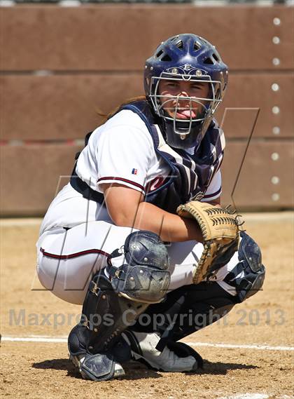 Thumbnail 2 in Kern Valley vs Tulare Western (Mira Monte Invitational) photogallery.