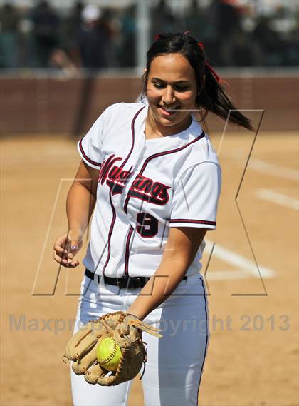 Thumbnail 3 in Kern Valley vs Tulare Western (Mira Monte Invitational) photogallery.