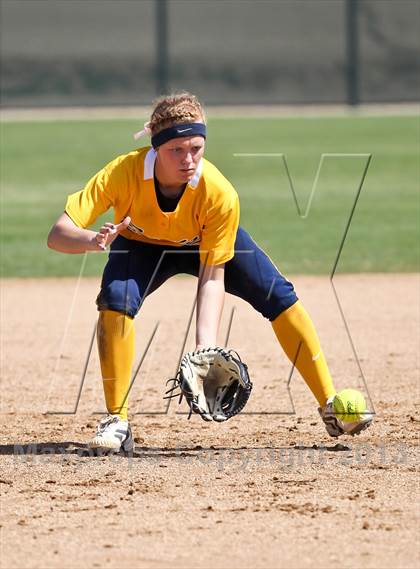 Thumbnail 1 in Kern Valley vs Tulare Western (Mira Monte Invitational) photogallery.