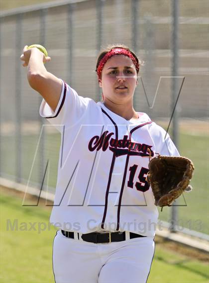 Thumbnail 1 in Kern Valley vs Tulare Western (Mira Monte Invitational) photogallery.