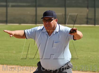 Thumbnail 3 in Kern Valley vs Tulare Western (Mira Monte Invitational) photogallery.