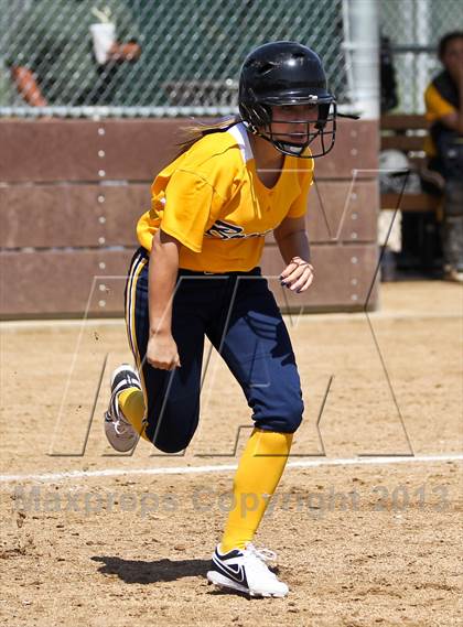Thumbnail 3 in Kern Valley vs Tulare Western (Mira Monte Invitational) photogallery.
