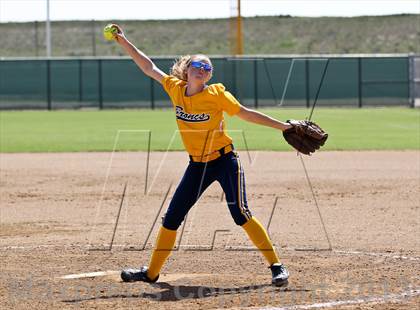 Thumbnail 2 in Kern Valley vs Tulare Western (Mira Monte Invitational) photogallery.