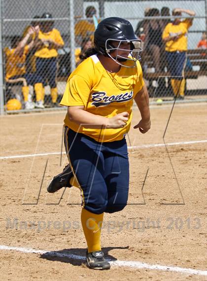 Thumbnail 3 in Kern Valley vs Tulare Western (Mira Monte Invitational) photogallery.