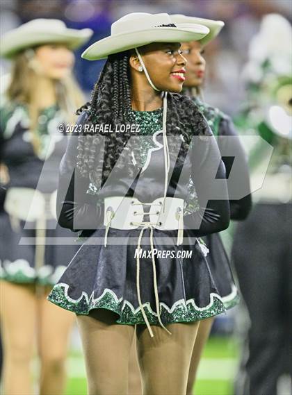 Thumbnail 1 in Huntsville vs. Port Neches-Groves (UIL Football 5A D2 Region 3 Quarterfinal) photogallery.
