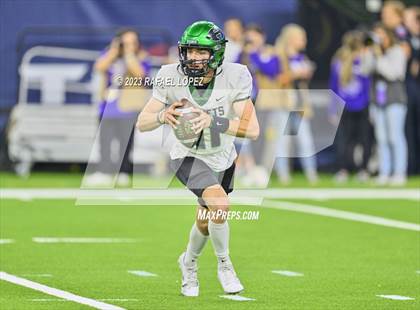 Thumbnail 3 in Huntsville vs. Port Neches-Groves (UIL Football 5A D2 Region 3 Quarterfinal) photogallery.