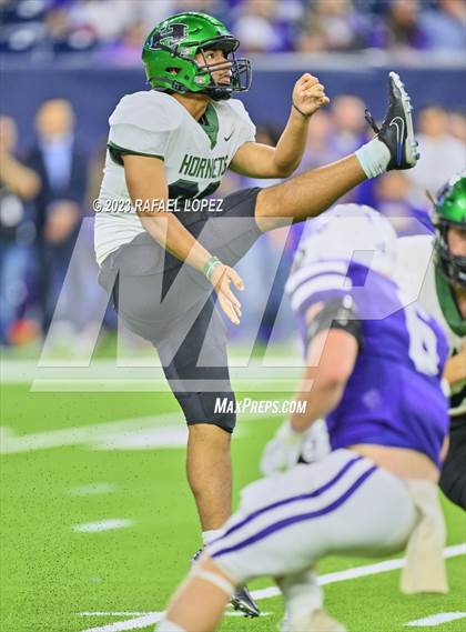 Thumbnail 1 in Huntsville vs. Port Neches-Groves (UIL Football 5A D2 Region 3 Quarterfinal) photogallery.