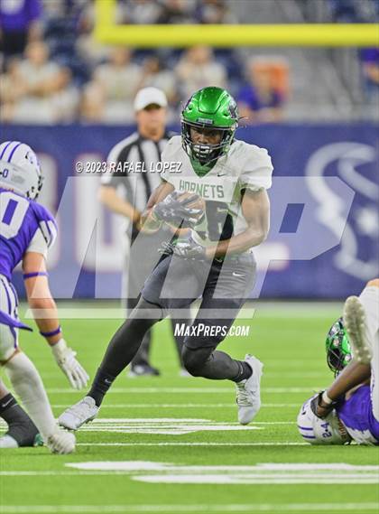 Thumbnail 3 in Huntsville vs. Port Neches-Groves (UIL Football 5A D2 Region 3 Quarterfinal) photogallery.