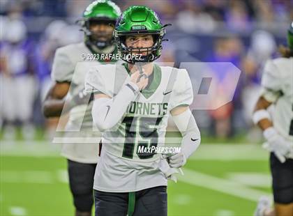 Thumbnail 1 in Huntsville vs. Port Neches-Groves (UIL Football 5A D2 Region 3 Quarterfinal) photogallery.