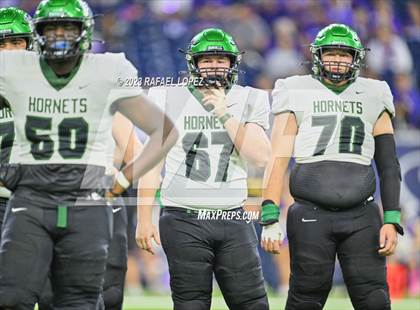 Thumbnail 2 in Huntsville vs. Port Neches-Groves (UIL Football 5A D2 Region 3 Quarterfinal) photogallery.