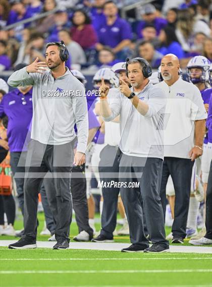 Thumbnail 2 in Huntsville vs. Port Neches-Groves (UIL Football 5A D2 Region 3 Quarterfinal) photogallery.