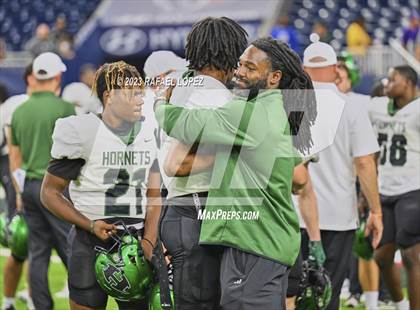 Thumbnail 2 in Huntsville vs. Port Neches-Groves (UIL Football 5A D2 Region 3 Quarterfinal) photogallery.
