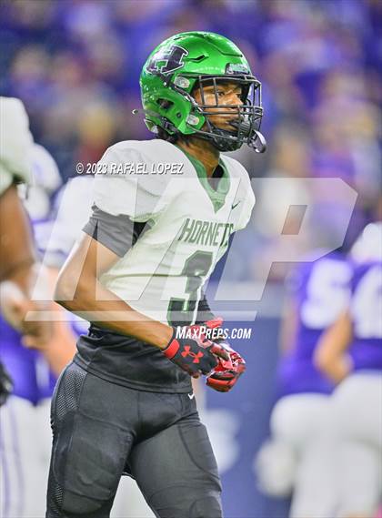 Thumbnail 3 in Huntsville vs. Port Neches-Groves (UIL Football 5A D2 Region 3 Quarterfinal) photogallery.