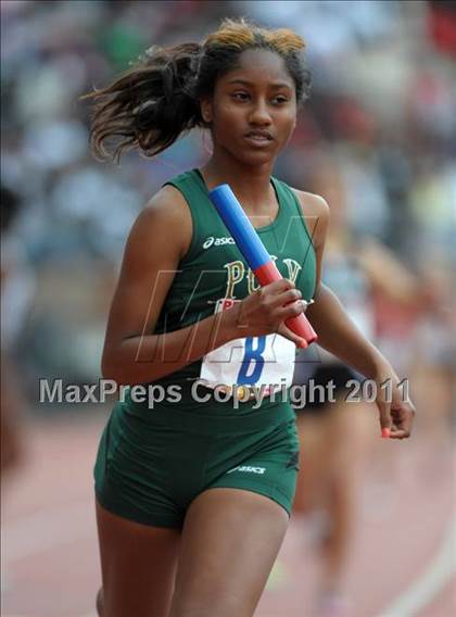 Thumbnail 2 in 117th Penn Relays (Saturday's Competition) photogallery.