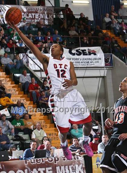 Thumbnail 2 in OTC Middle College vs. Tuckahoe (NYSPHSAA Class C Final) photogallery.