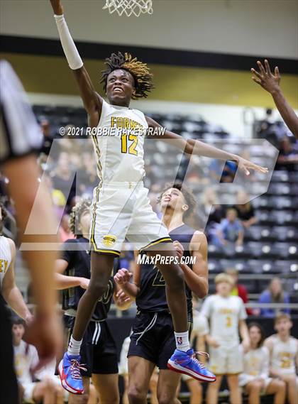 Thumbnail 2 in Kaufman vs Forney (Kaufman Tournament) photogallery.