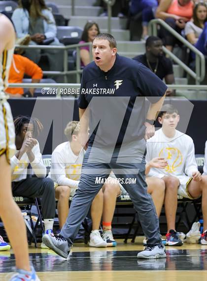 Thumbnail 2 in Kaufman vs Forney (Kaufman Tournament) photogallery.