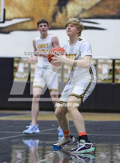 Thumbnail 2 in Kaufman vs Forney (Kaufman Tournament) photogallery.