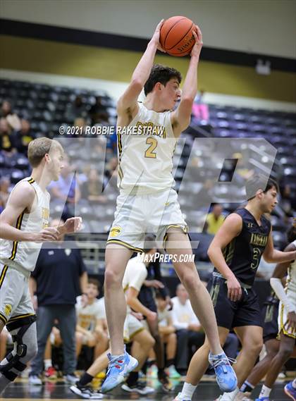 Thumbnail 1 in Kaufman vs Forney (Kaufman Tournament) photogallery.