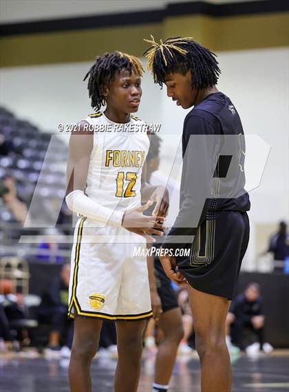 Thumbnail 2 in Kaufman vs Forney (Kaufman Tournament) photogallery.