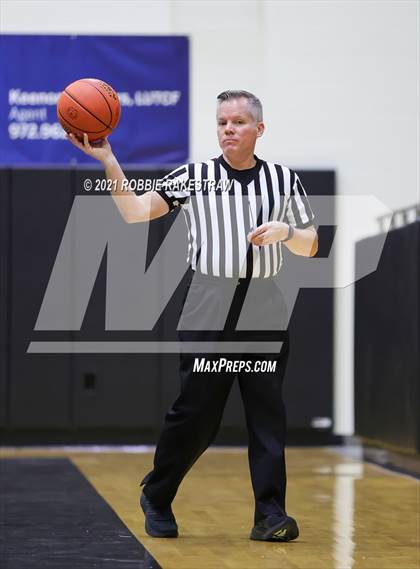 Thumbnail 1 in Kaufman vs Forney (Kaufman Tournament) photogallery.