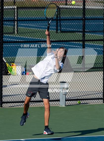 Thumbnail 3 in North Central vs Indianapolis Bishop Chatard (IHSAA Section 26 Semifinal) photogallery.