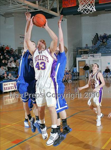 Thumbnail 3 in Williamsville vs Newark (Riverton Shootout) photogallery.