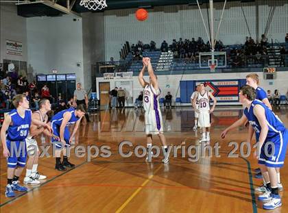 Thumbnail 2 in Williamsville vs Newark (Riverton Shootout) photogallery.