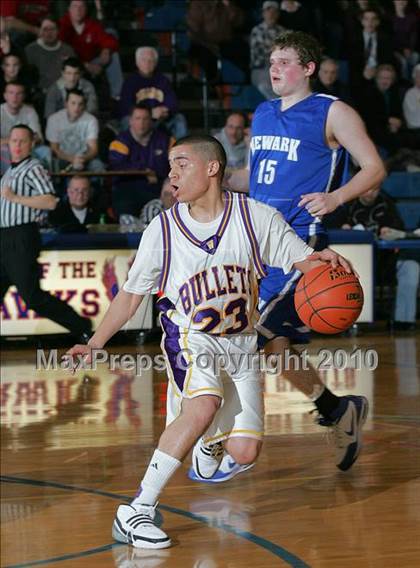 Thumbnail 2 in Williamsville vs Newark (Riverton Shootout) photogallery.