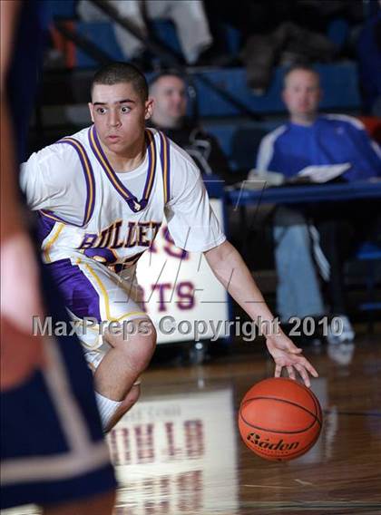 Thumbnail 2 in Williamsville vs Newark (Riverton Shootout) photogallery.
